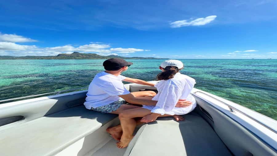5 Islands All-Inclusive Speedboat w/Snorkeling Sea Turtle - The BBQ and open bar shape the value