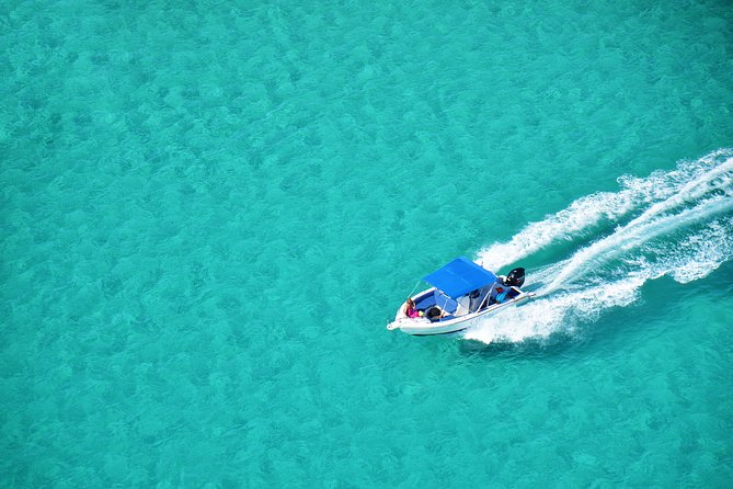 5 Islands Tour: NEW Private OCÉANE Speed Boat - Ile aux Cerfs: beach time before lunch