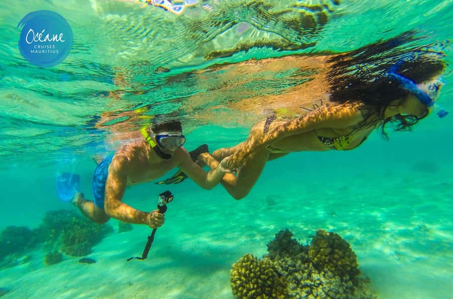 5 islands tour: New Private OCÉANE Speedboat - Ile aux Cerfs and the private beach BBQ