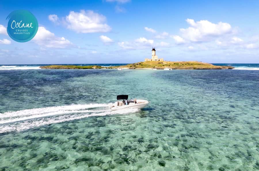 5 islands tour: New Private OCÉANE Speedboat - From Pointe Maurice to the GRSE waterfall