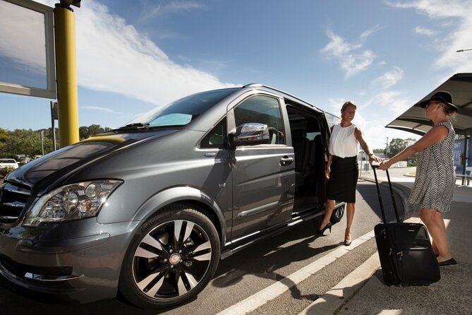 Airport & Hotel Transfers: Private with WIFI Facilities - What the one to two hour ride is really like