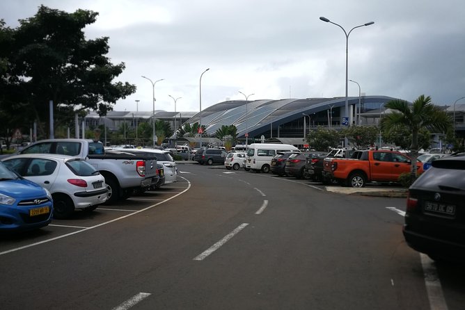 Airport & Hotels Transfers - A private, direct ride instead of a shared shuttle
