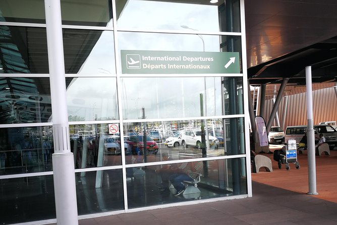 Airport & Hotels Transfers - What the ride is like from the first mile