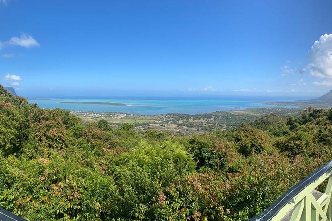 All Inclusive Full Day Tour: Chamarel Rhumrie,7-Coloured & Lunch - Seven Coloured Earth is the visual centerpiece