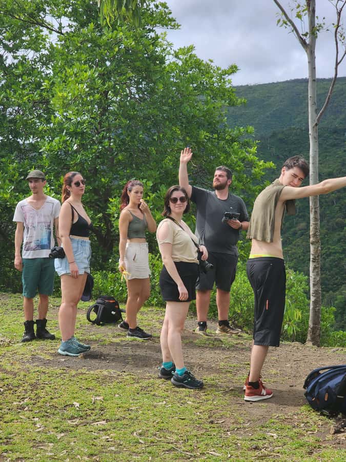 Black River: Guided Hike in the Black River Gorges Valley - Snacks help, but they do not replace hiking preparation