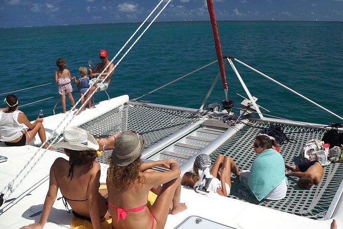 Catamaran Adventure Full Day: Ile aux cerfs,GRSE Waterfall,Snorkeling &BBQ Lunch - The return sail and hotel drop-off