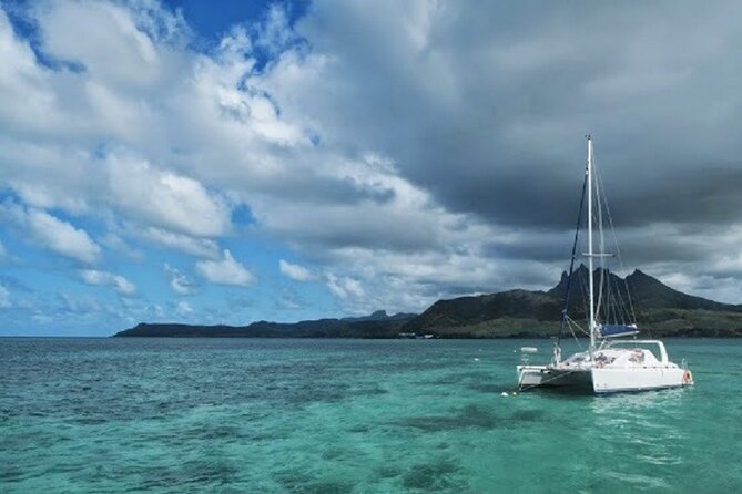 Catamaran Cruise: Isle aux Cerfs, Including BBQ Lunch, in Mauritius - How the $82 price measures up