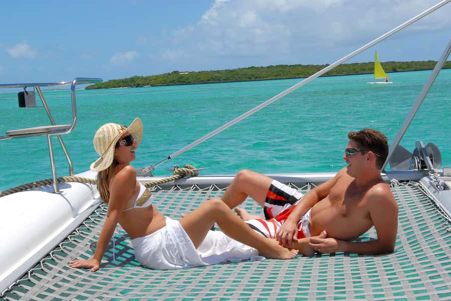 Catamaran cruise to Ile aux Cerfs from Pointe Jerome - A BBQ lunch with an open bar on board
