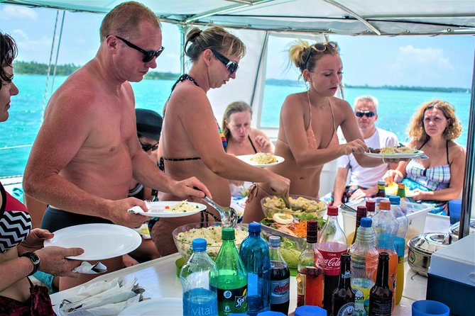 Catamaran Ile aux Cerfs, snorkeling + GRSE Waterfall, BBQ & Bar - Starting at Trou d’Eau Douce at 9:00 a.m.
