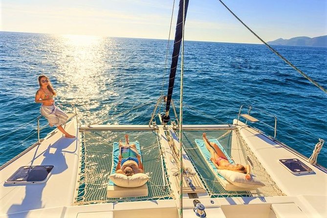 Catamaran Ile aux Cerfs, snorkeling + GRSE Waterfall, BBQ & Bar - Snorkeling, swimming, and optional water sports