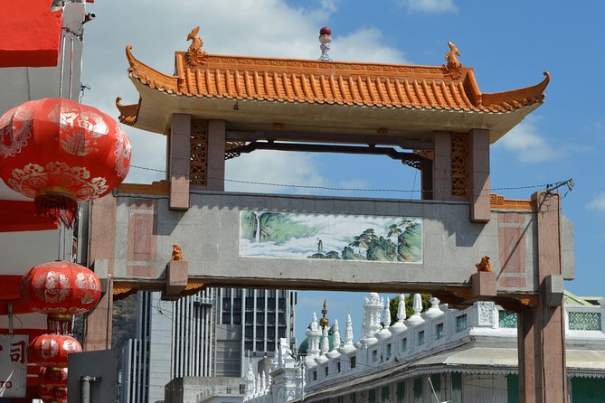 China Town & Port-Louis Mix Food Tour - Why the small group makes a difference