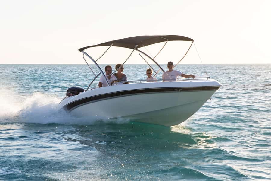 Day Trip at Ile aux Cerfs and other Gems of the South. - Why this boat trip works better than a simple beach transfer