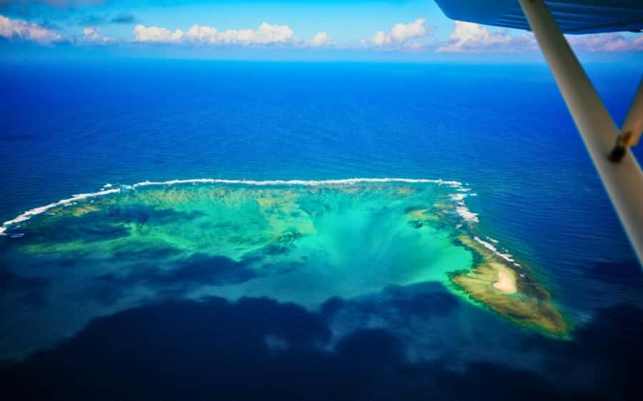 East Coast Mauritius Private Scenic Seaplane Tour - Why the underwater waterfall looks real from above