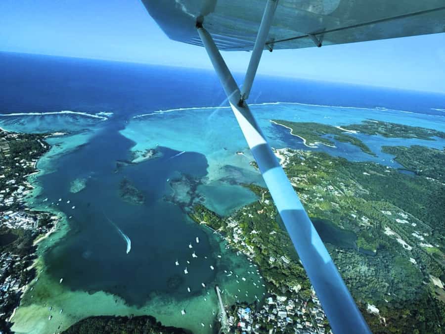 East Coast Mauritius Private Scenic Seaplane Tour - The 20-minute Eastern Underwater Waterfall flight