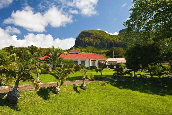 East of Mauritius: Full Day Scenic Tour with Lunch & Glass Bottom - Floreal and the central highlands