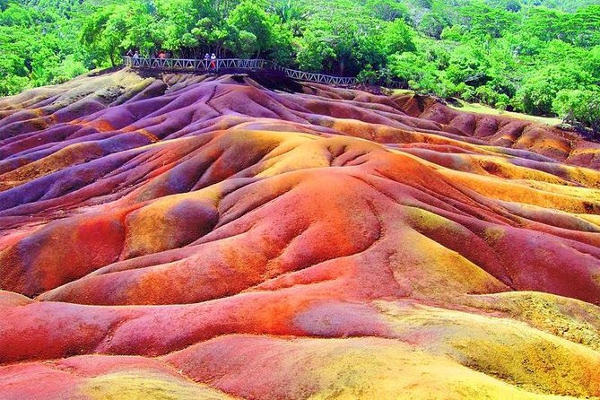 Exotic South: Journey into the Nature (Full-Day Tour incl Lunch & Ebony Forest) - Chamarel: the visual center of the day