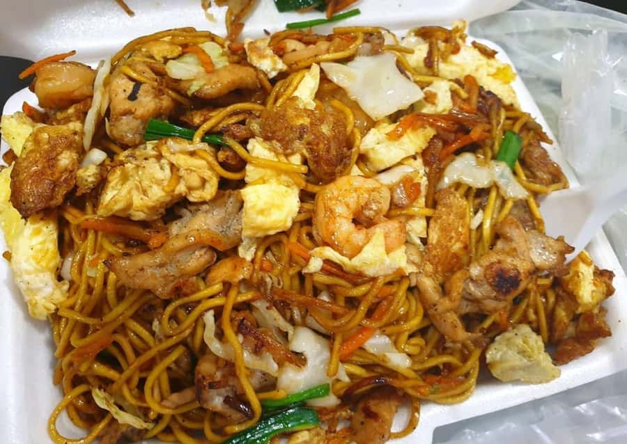 Flavors of Port Louis: Guided Food Tasting Tour with a Local - Five or six tastings, but not a full restaurant meal