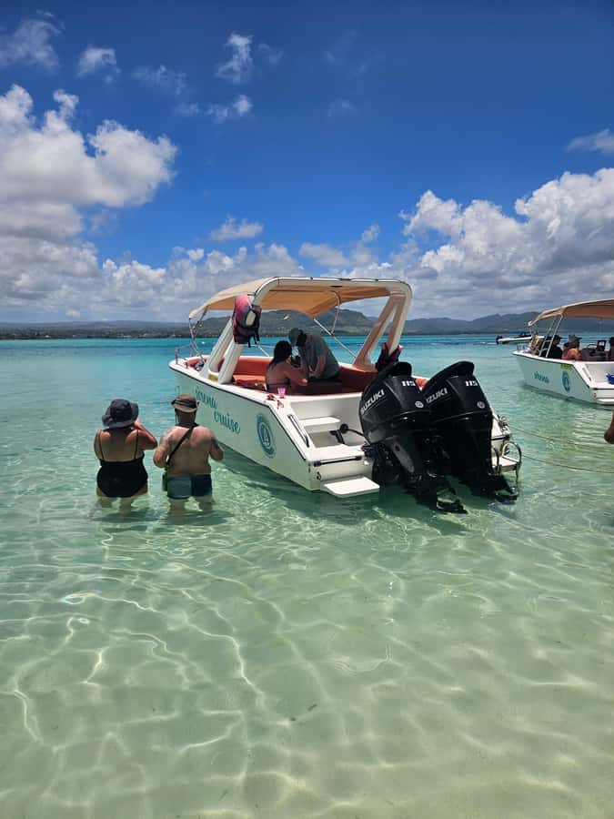 FULL-DAY CATASPEED - East Lagoon cruise including transfer. - Grand River South East Waterfall and the macaques