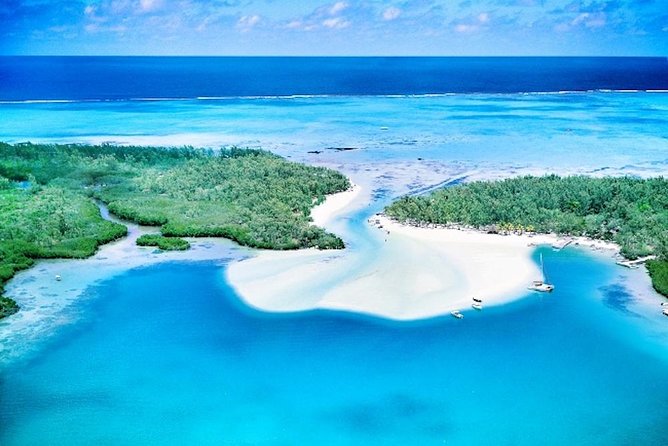 Full Day Ile aux Cerfs Speedboat Trip With Hotel Transfers (Private or Shared) - Practical advice before you book