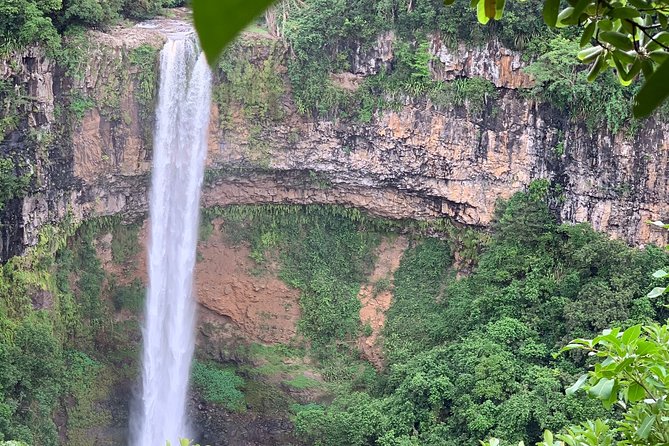 Full Day Private custom Tour with Drive-Guide in Mauritius - A private Mauritius day instead of a fixed route
