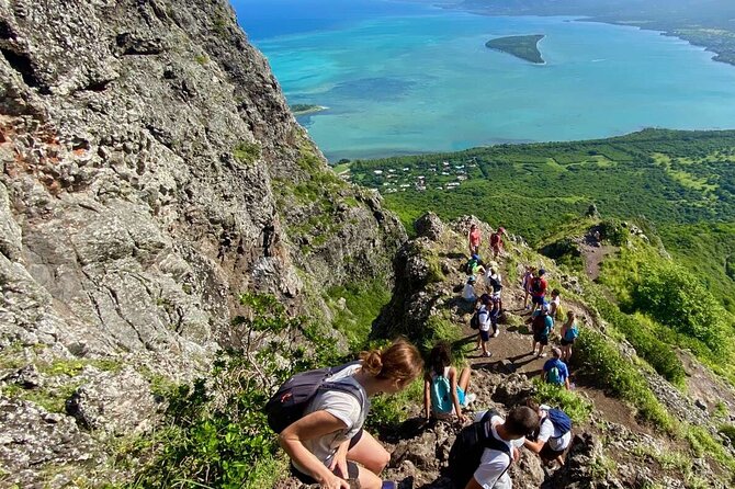 Full-Day Private Hiking le Morne Mountain & Seafood Lunch at Islet Fourneau - The 6:45 am pickup and private drive