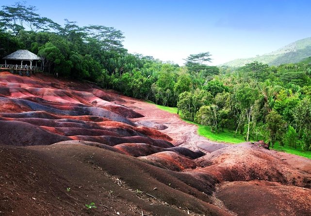 Full-Day Scenic South West Tour, ALL INCLUSIVE Day Trip, Private SUV Car, Guide - Alexandra Falls begins the day quietly