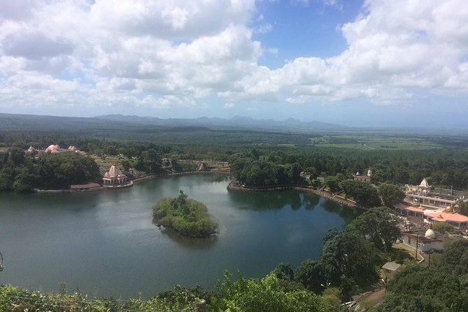 Full-Day Tour of South West Mauritius - Floreal adds crafts and a possible commercial detour