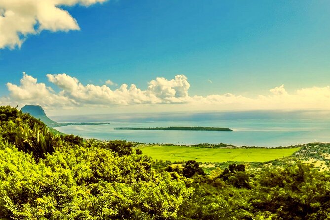 Full day visit to Chamarel ,Curious Corner & Takamaka with Lunch - Lunch in Chamarel is a practical mid-day break
