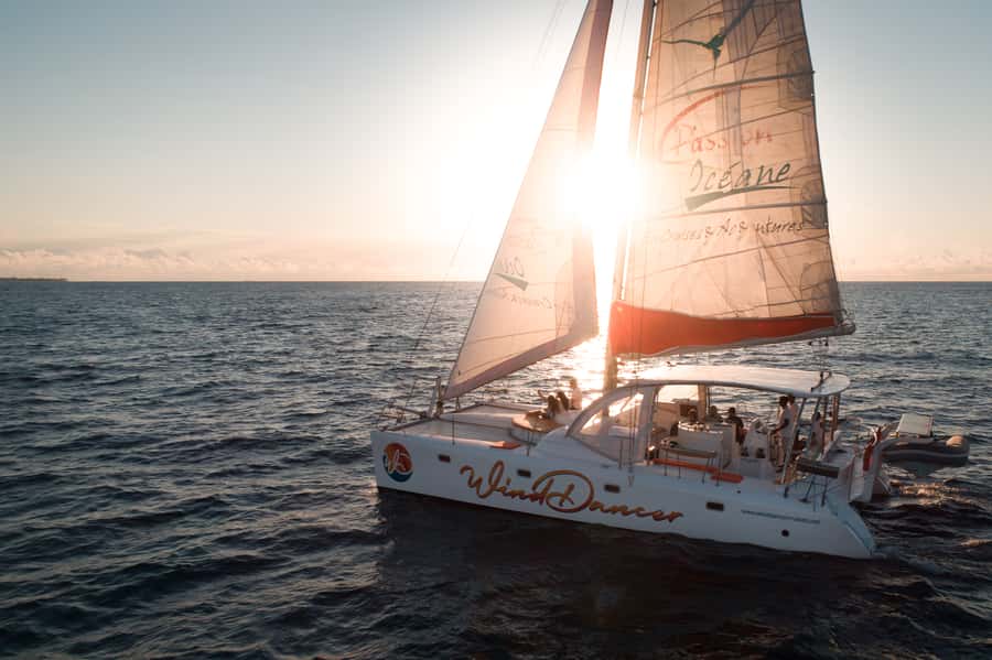 Grand Baie: Cocktail & Sunset Catamaran Cruise - Finding the Wind Dancer at Grand Baie Public Beach