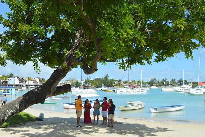Grand Bay Food Tour - Starting at Happy Rajah at 11:00 am