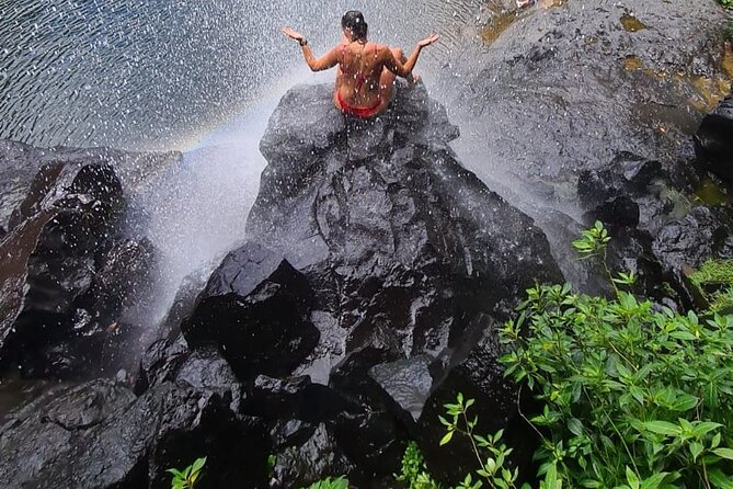 Guided Hiking The 7 WATERFALLS with relaxing car tour in the end - Starting in Henrietta around 9 am