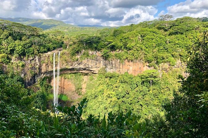 Guided South west Tour - Trou aux Cerfs gives you the island from above
