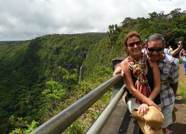 Hiking in the Black River Gorges National Parc - Native Forest - Key points to know before booking