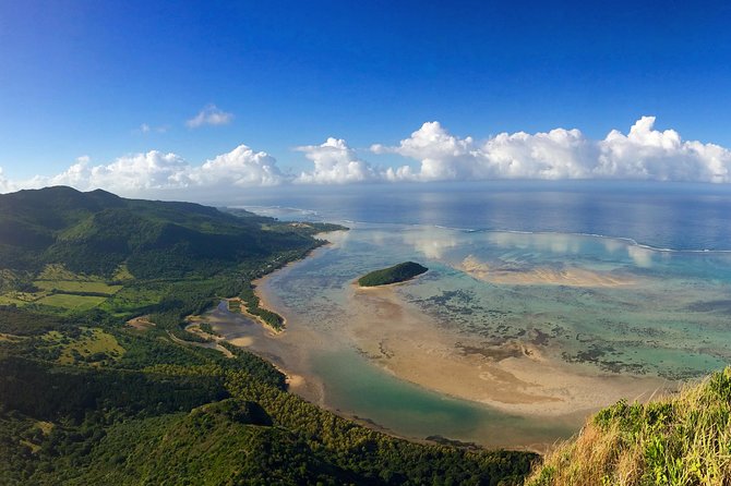 Hiking Le Morne Brabant - The descent is not an easy afterthought