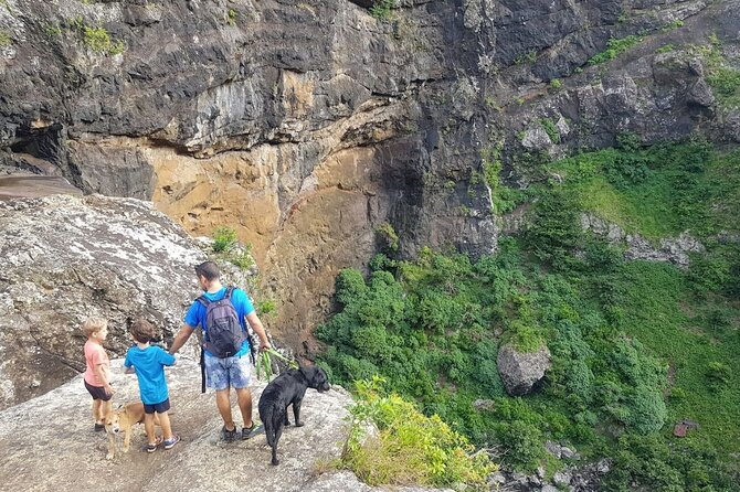 Hiking Trip Full-Day: The Magnificent 7 Waterfalls Sept Cascades including Lunch - When weather changes the plan