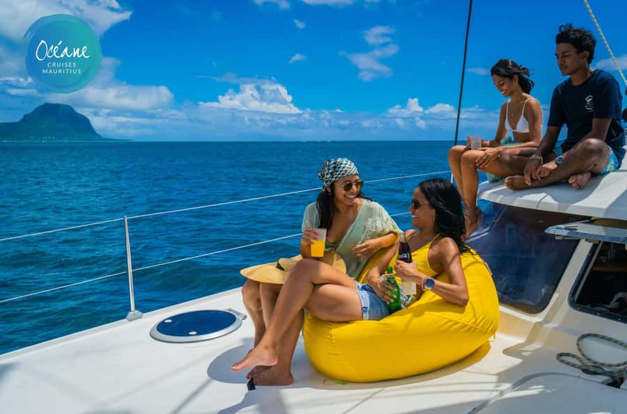 Ile Aux Bénitiers : Private Catamaran Cruise & Gourmet Lunch - Leaving L’Estuaire Marina at 9:15 AM