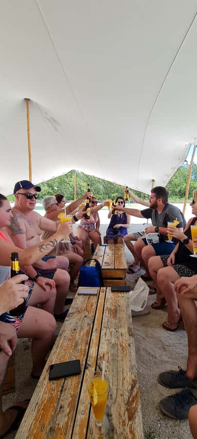 Ile aux Cerfs: Island & Waterfall Speedboat Tour with Lunch - Key points at a glance