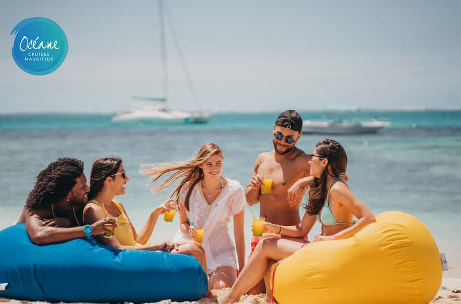 Île aux Cerfs: Private Catamaran Cruise with Gourmet Lunch - Who will enjoy this cruise most