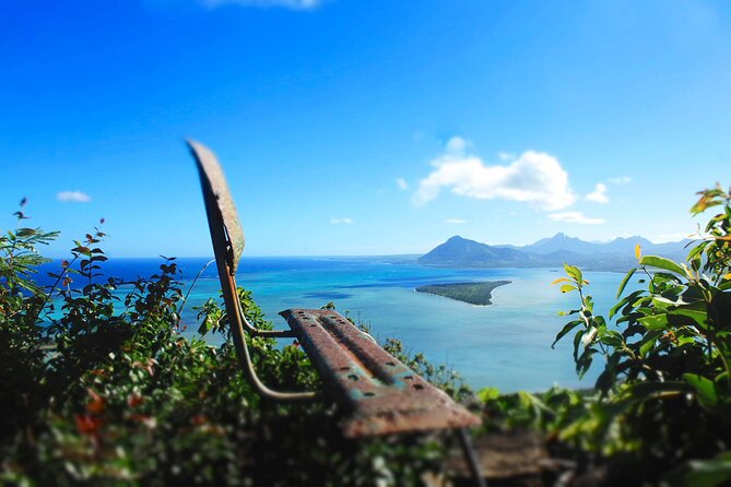 Le Morne Brabant Sunrise Hike - Starting before dawn at Le Morne