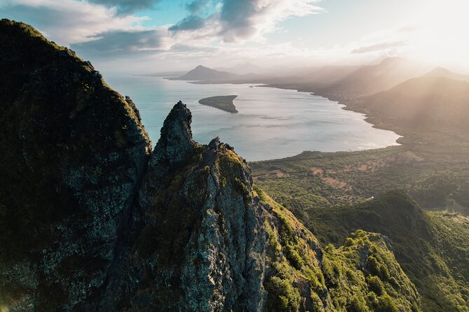 Le Morne Mountain Sunrise Hike & Climb - The steep sections and hand-assisted scramble