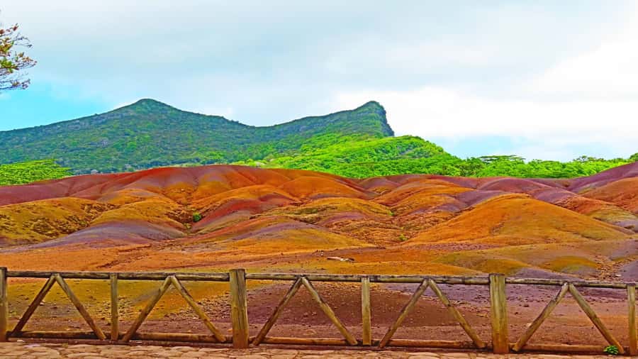 Mauritius: 3 Days Private Authentic Tour with hidden gems - Day two: volcanic views and Chamarel’s colors
