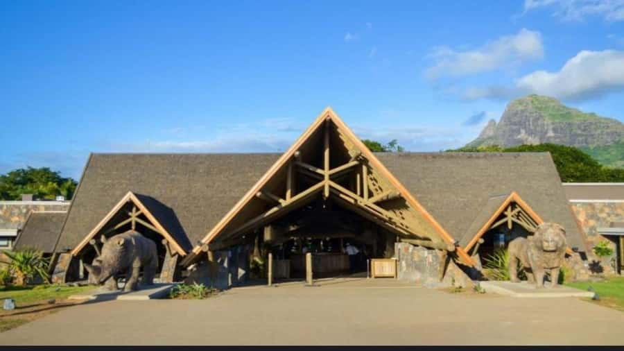 Mauritius: Casela nature parks & flic en flac beach - Six hours sounds generous, but it goes fast