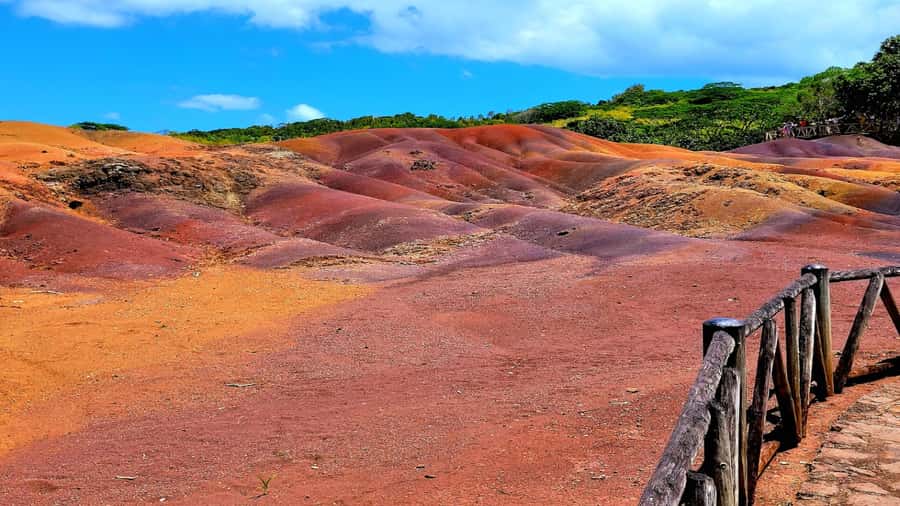 Mauritius: Chamarel 7 Colours & Waterfalls, South-West Tour - Why this private southwest tour works