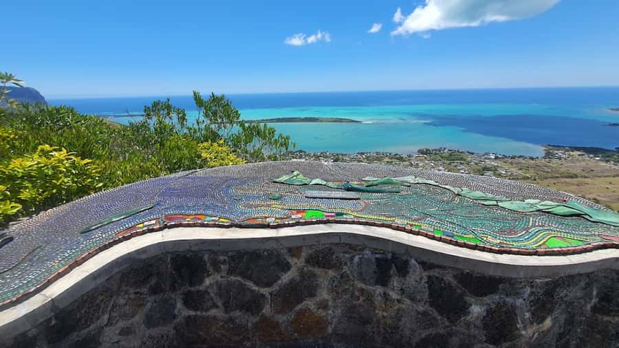 Mauritius: Chamarel 7 Colours & Waterfalls, South-West Tour - Monkeys, Alexandra Falls, and Black River Gorges