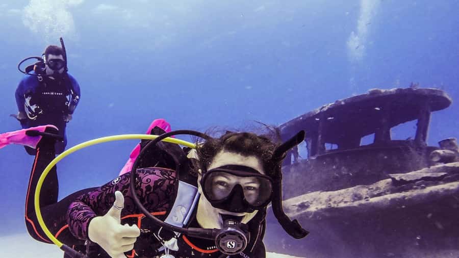 Mauritius: East Belle Mare Scuba Diving Tour - Shallow-water practice before the sea