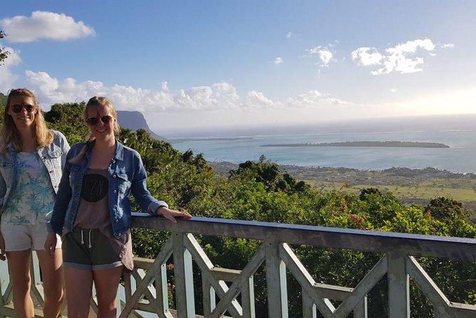 Mauritius Full day tour of the South west - Grand Bassin and the island’s Hindu culture
