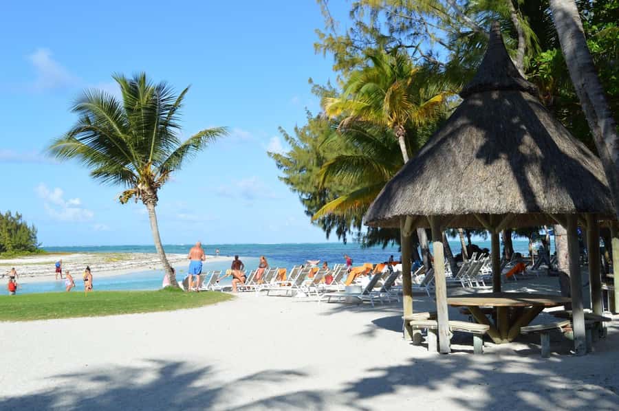 Mauritius: Ile aux Cerfs Boat Tour with BBQ Lunch and Drinks - Is $56 a fair price?