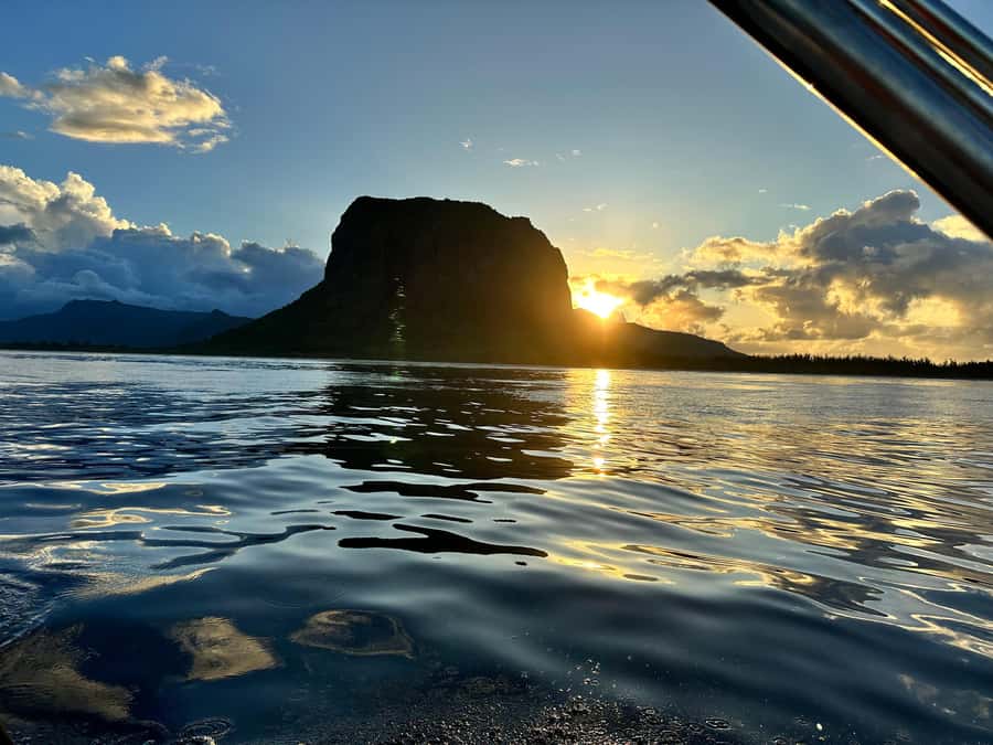 Mauritius Le Morne: Eco-Friendly Dolphin Watching Tour - Snorkeling in the lagoon after the dolphins
