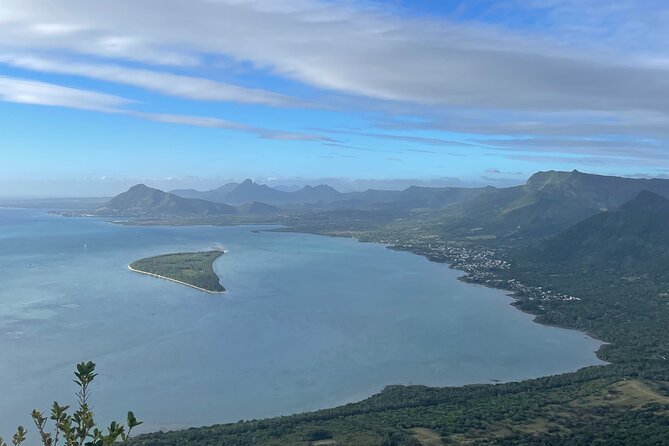 Mauritius: Le Morne: Intimate Hike Away from the Crowd - The descent is slower than you may expect