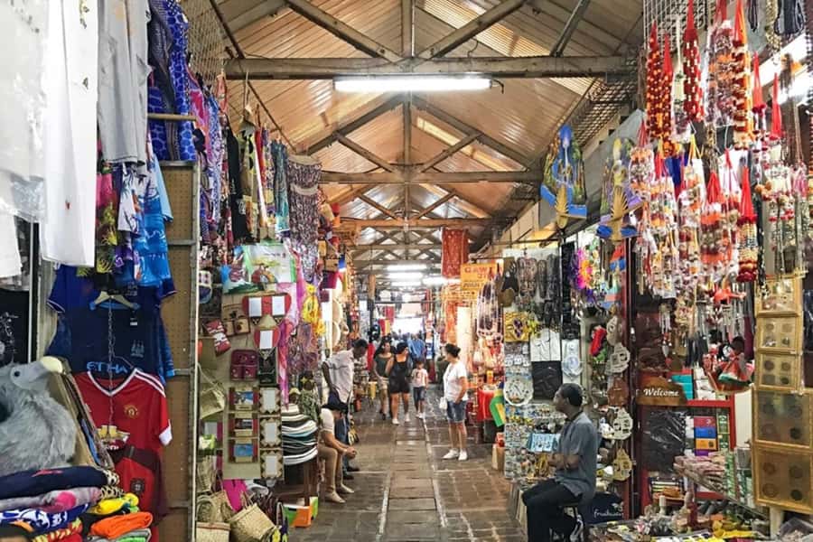 Mauritius: Port Louis / China Town Food & Culture Tour - Walking toward China Town